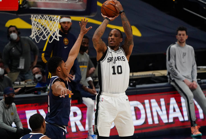  约基奇三双领衔掘金豪取五连胜势不可挡  