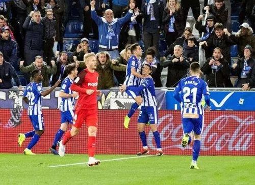  佛罗伦萨攻防两端失衡，主场沦陷跌出欧战区